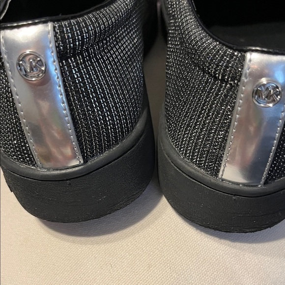 Michael Kors Men\'s Textured Black Loafers used good condition